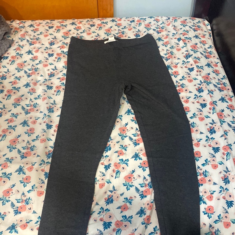 Grey leggings